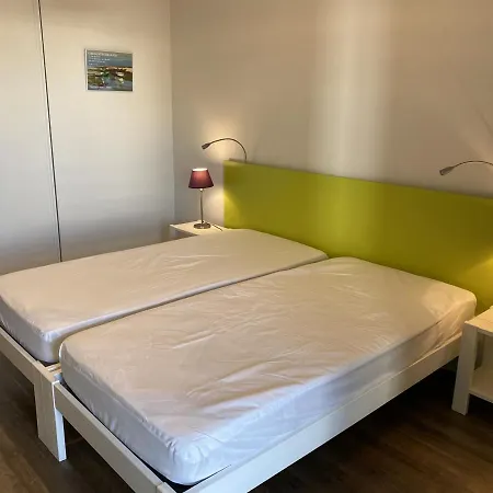 Appartement 3* A - Moderne Avec Terrasse Et Parking, Proche Plage Et Commerces - Fr-1-539-13