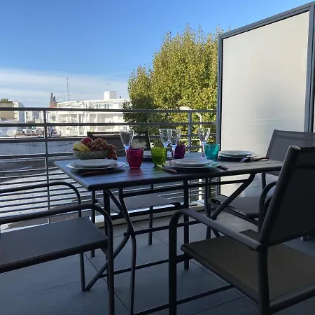 Appartement 3* A - Moderne Avec Terrasse Et Parking, Proche Plage Et Commerces - Fr-1-539-13 Royan