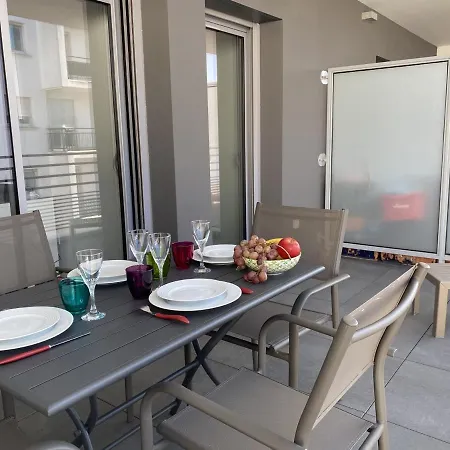 3* A - Moderne Avec Terrasse Et Parking, Proche Plage Et Commerces - Fr-1-539-13