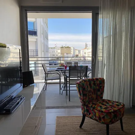 Appartement 3* A - Moderne Avec Terrasse Et Parking, Proche Plage Et Commerces - Fr-1-539-13 Royan