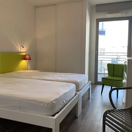Appartement 3* A - Moderne Avec Terrasse Et Parking, Proche Plage Et Commerces - Fr-1-539-13 Royan